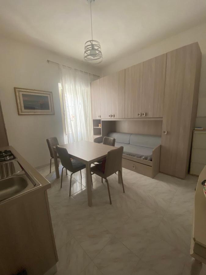Appartamento Bilocale 4 Posti Боса Экстерьер фото